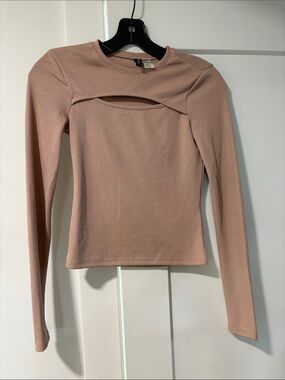 H&M Long-Sleeve Cutout Top